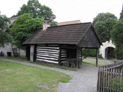 Chalupa z Polabí - foto skutečné stavby Chalupa z Polabí - foto skutečné stavby