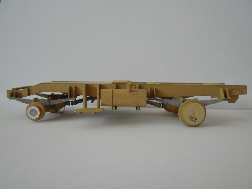 Chevrolet 15-CWT (Plná velikost v novém okně) Chevrolet 15-CWT