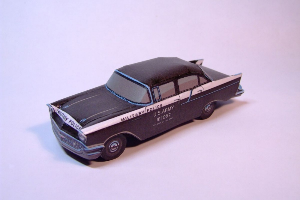 Chevrolet 1957 Military Police (Plná velikost v novém okně) Chevrolet 1957 Military Police