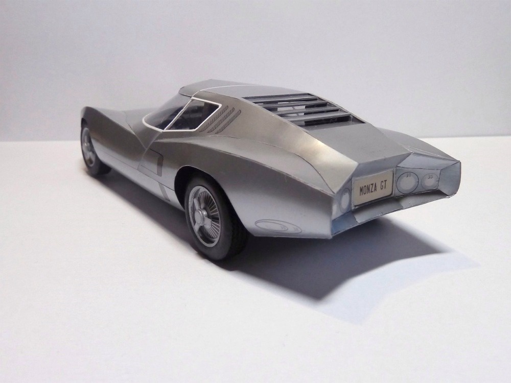 Chevrolet Monza GT Concept (Plná velikost v novém okně) Chevrolet Monza GT Concept