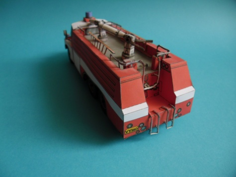Cisternov� st��ka�ka CAS 32 T-148