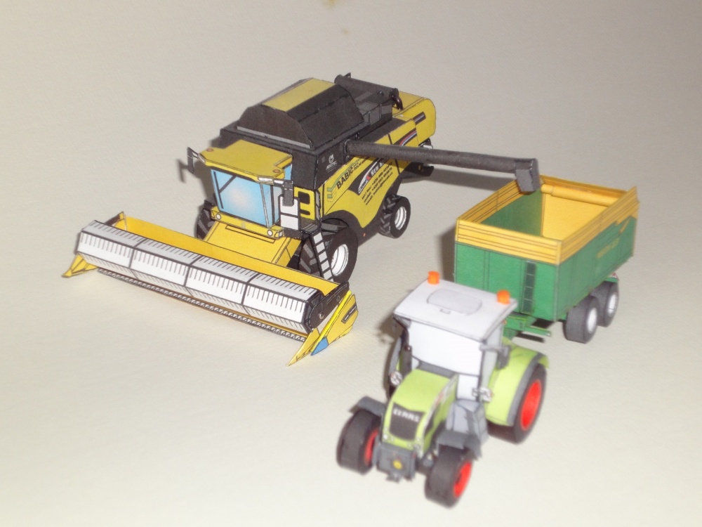 CLAAS Arion 640 (Plná velikost v novém okně) CLAAS Arion 640