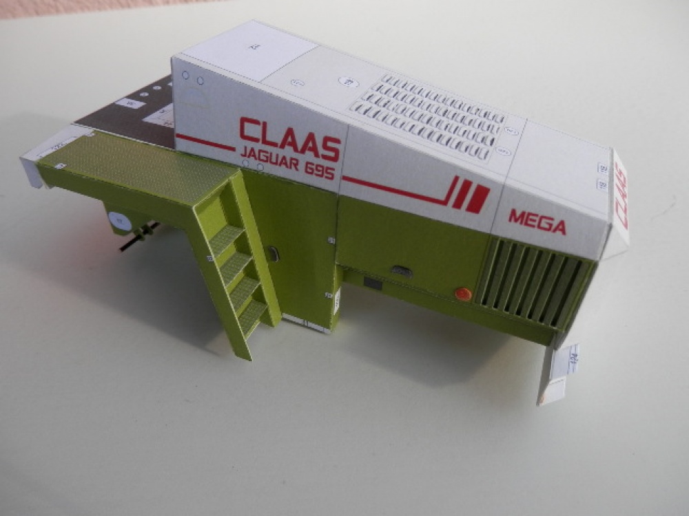 CLAAS JAGUAR 695 (Plná velikost v novém okně) CLAAS JAGUAR 695