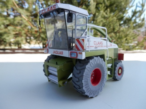 CLAAS JAGUAR 695