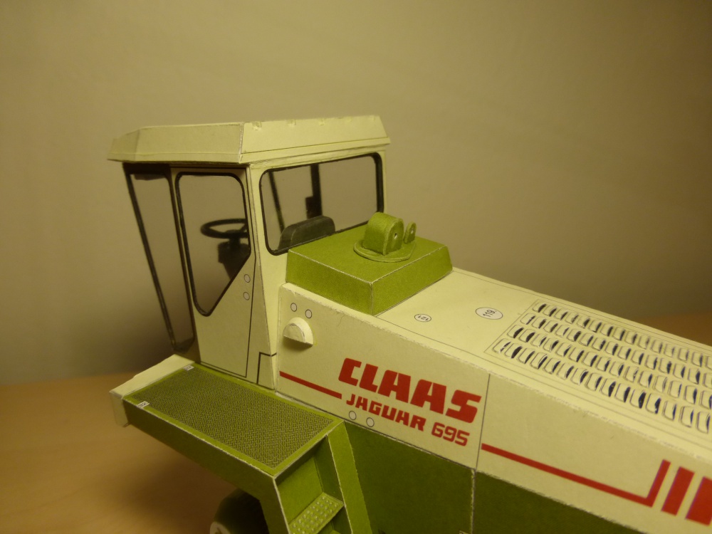 claas-jaguar mega 695 (Plná velikost v novém okně) claas-jaguar mega 695