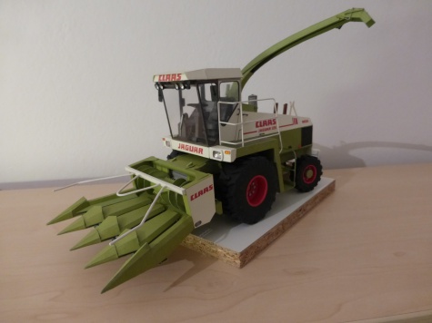 claas-jaguar mega 695