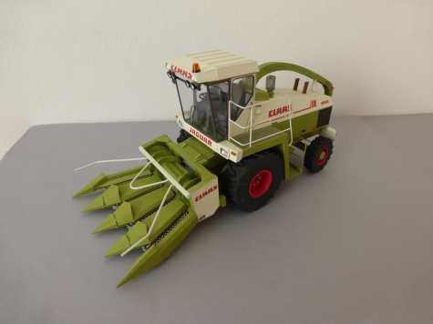 claas-jaguar mega 695