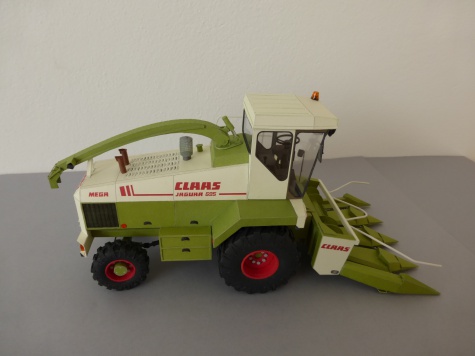 claas-jaguar mega 695
