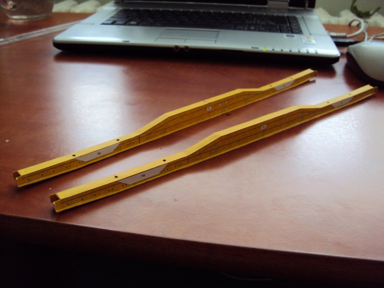 75728