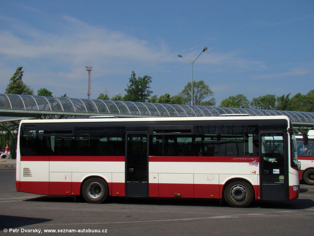 272911