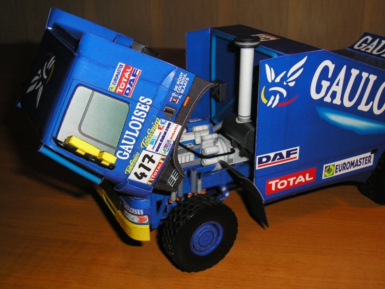 DAF CF 75 FAV 1:32 (Plná velikost v novém okně) DAF CF 75 FAV 1:32