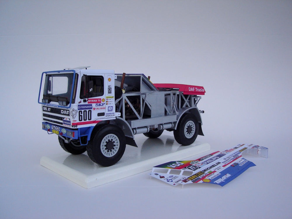 DAF 95 X1 TURBOTWIN - Dakar 1988 (Plná velikost v novém okně) DAF 95 X1 TURBOTWIN - Dakar 1988