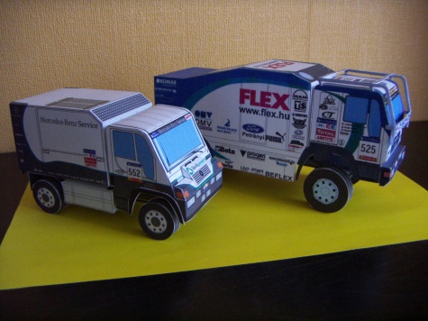 Dakar trucks and cars