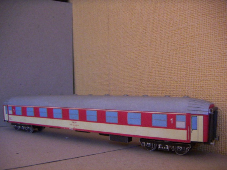 Diesel loco, Electric loco & cars (Plná velikost v novém okně) Diesel loco, Electric loco & cars