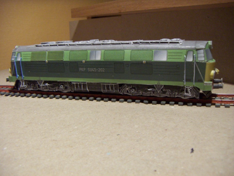 Diesel loco, Electric loco & cars (Plná velikost v novém okně) Diesel loco, Electric loco & cars