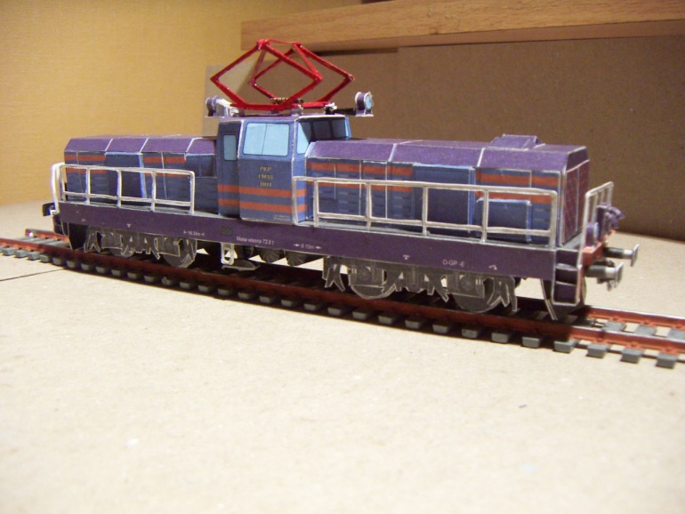 Diesel loco, Electric loco & cars (Plná velikost v novém okně) Diesel loco, Electric loco & cars