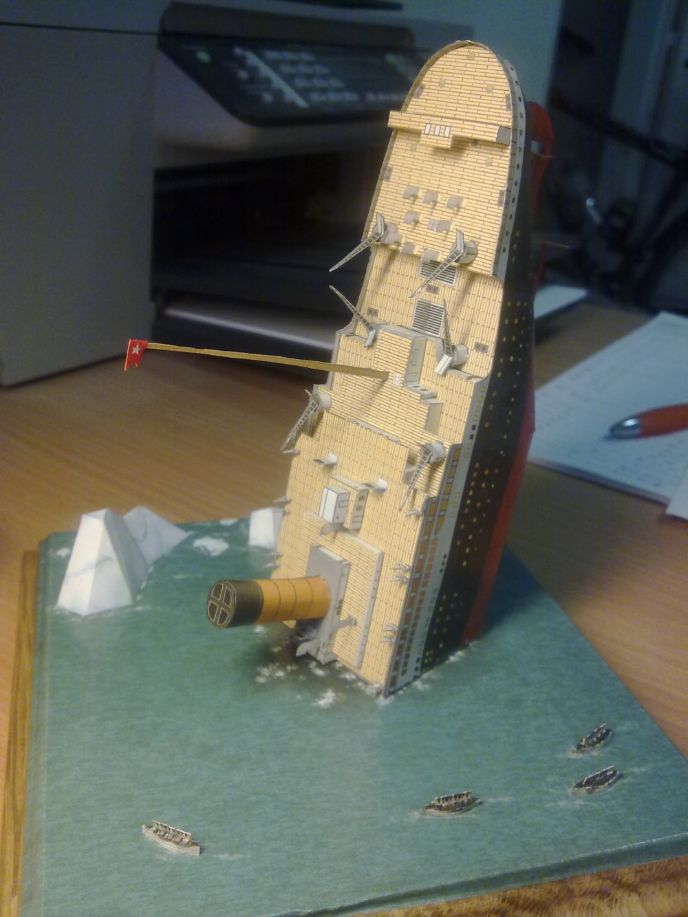 Dioráma - potopený Titanic (Plná velikost v novém okně) Dioráma - potopený Titanic