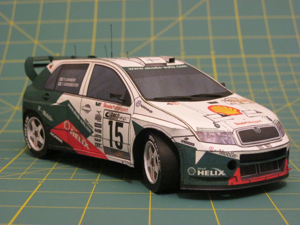 Škoda Fabia WRC (Plná velikost v novém okně) Škoda Fabia WRC