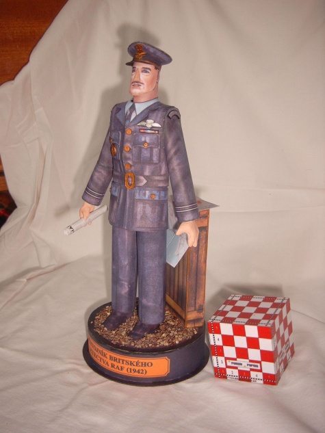 Dostojnik britskeho letectva RAF Dostojnik britskeho letectva RAF