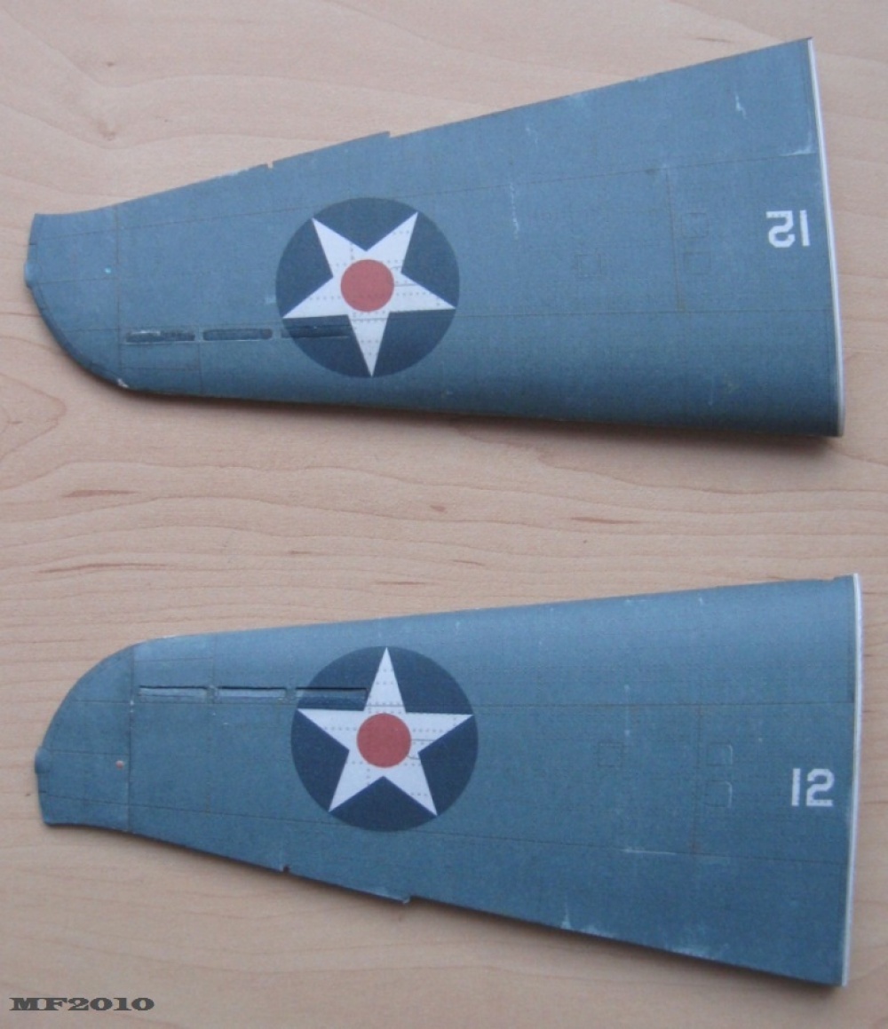 Douglas SBD-3 Dauntless (Plná velikost v novém okně) Douglas SBD-3 Dauntless