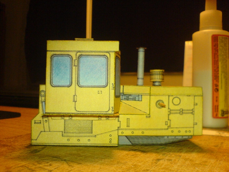 Dozer T 100 M (Plná velikost v novém okně) Dozer T 100 M