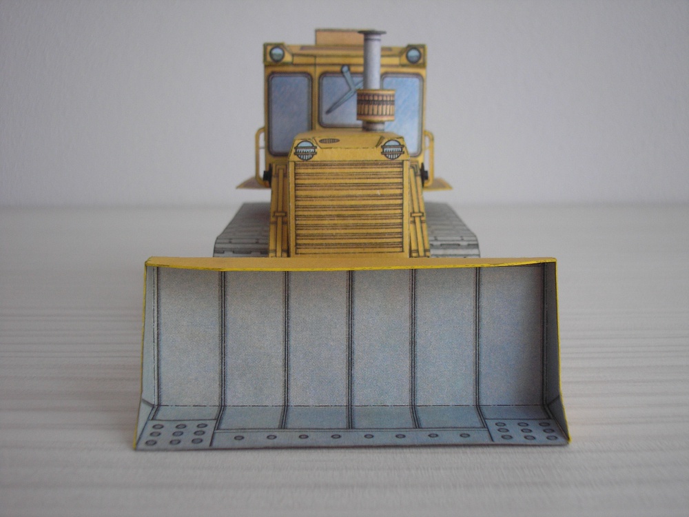 Dozer T 100 M (Plná velikost v novém okně) Dozer T 100 M