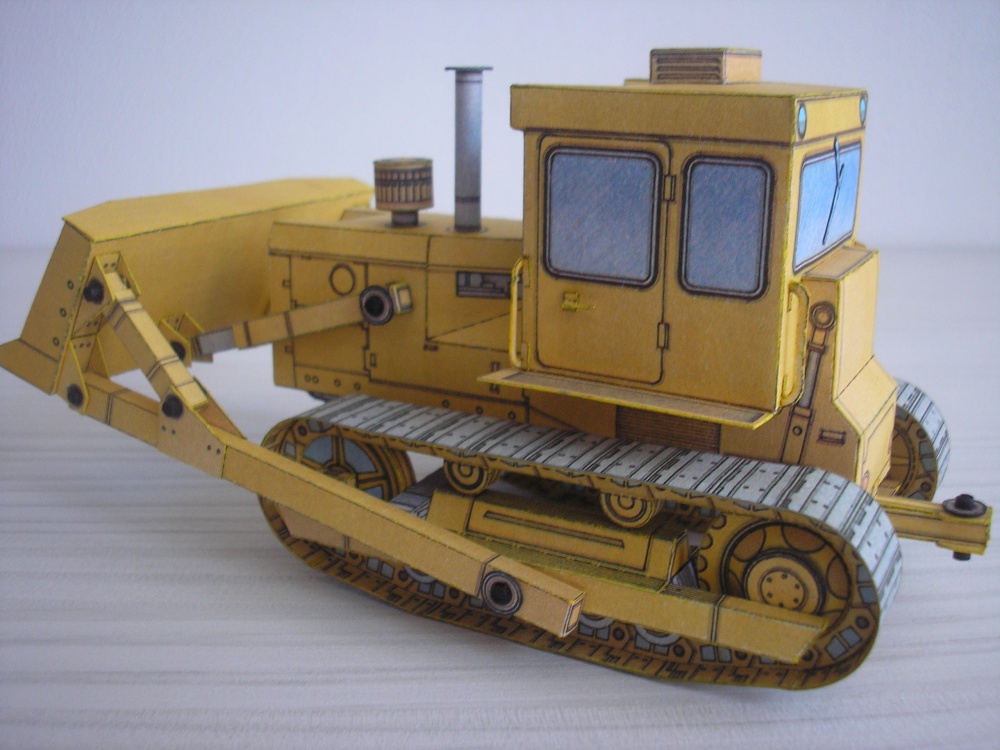 Dozer T 100 M (Pln� velikost v nov�m okn�) Dozer T 100 M