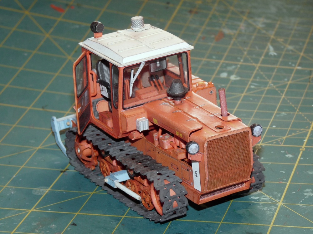 DT 75 (Plná velikost v novém okně) DT 75