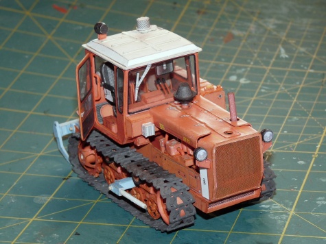 DT 75 DT 75