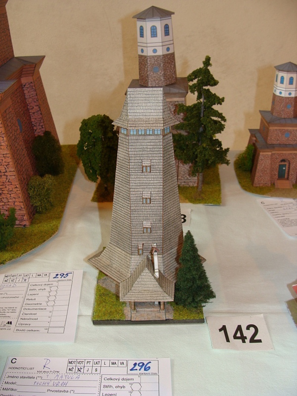 Dubenec 2014