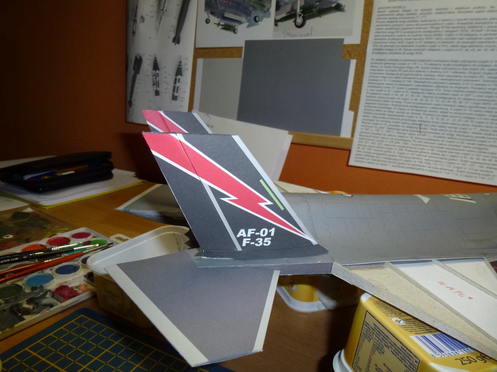 F 35 Lightning II (Plná velikost v novém okně) F 35 Lightning II