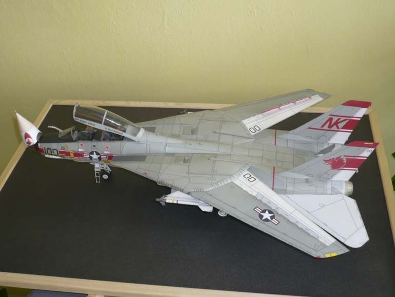 F-14A Tomcat (Plná velikost v novém okně) F-14A Tomcat