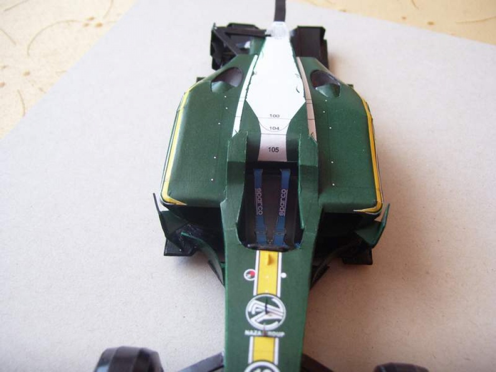 Lotus 127 (Plná velikost v novém okně) Lotus 127