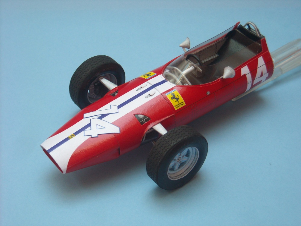 F1512 (Plná velikost v novém okně) F1512