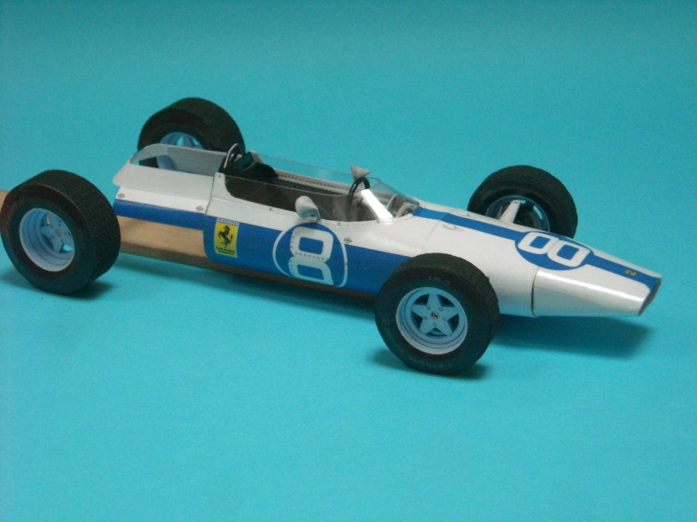 F1512 (Plná velikost v novém okně) F1512