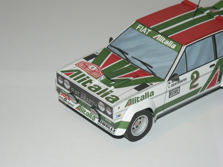 Fiat Abarth 131 (Plná velikost v novém okně) Fiat Abarth 131