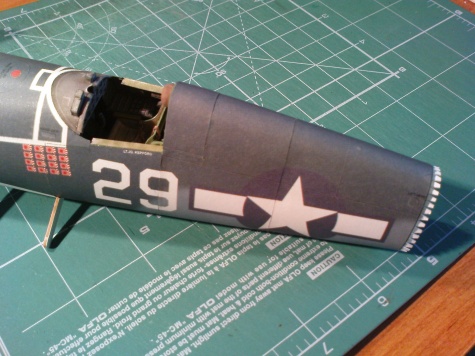 F4U-1A  Corsair