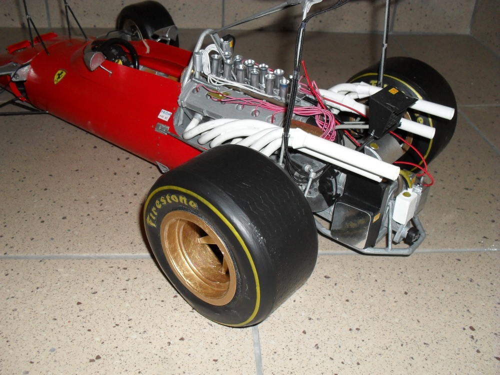 196031