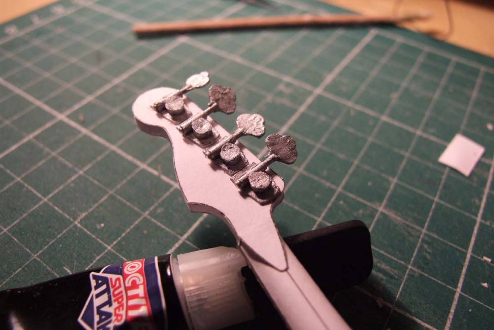 Fender Jazz Bass (Plná velikost v novém okně) Fender Jazz Bass