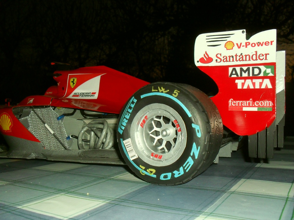 FERRARI F 150 th Itália Anglie 2011 (Plná velikost v novém okně) FERRARI F 150 th Itália Anglie 2011