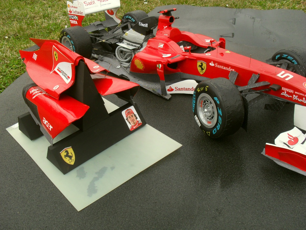 FERRARI F 150 th Itália Anglie 2011 (Plná velikost v novém okně) FERRARI F 150 th Itália Anglie 2011