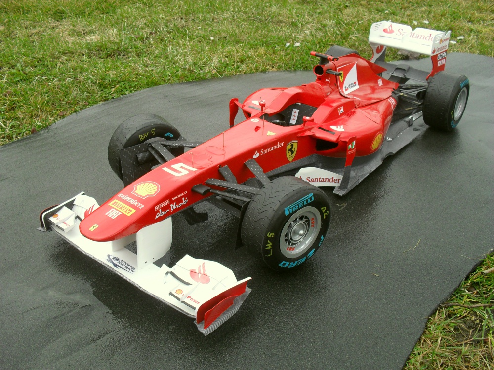 FERRARI F 150 th Itália Anglie 2011 (Plná velikost v novém okně) FERRARI F 150 th Itália Anglie 2011
