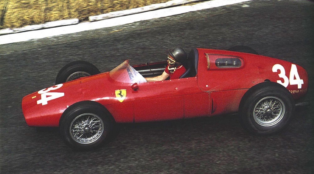 FERRARI 246 P Monako 1960 (Plná velikost v novém okně) FERRARI 246 P Monako 1960