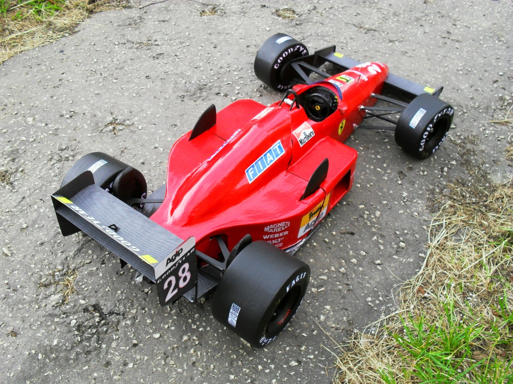 Ferrari F1/88C turbo (Plná velikost v novém okně) Ferrari F1/88C turbo