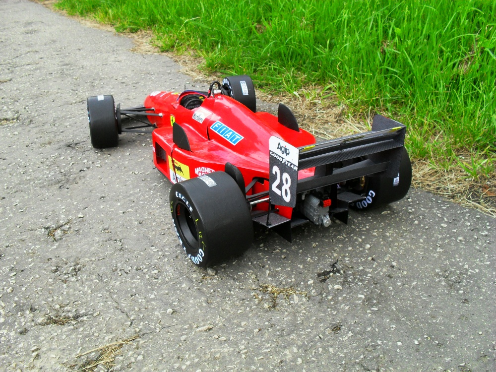 Ferrari F1/88C turbo (Plná velikost v novém okně) Ferrari F1/88C turbo