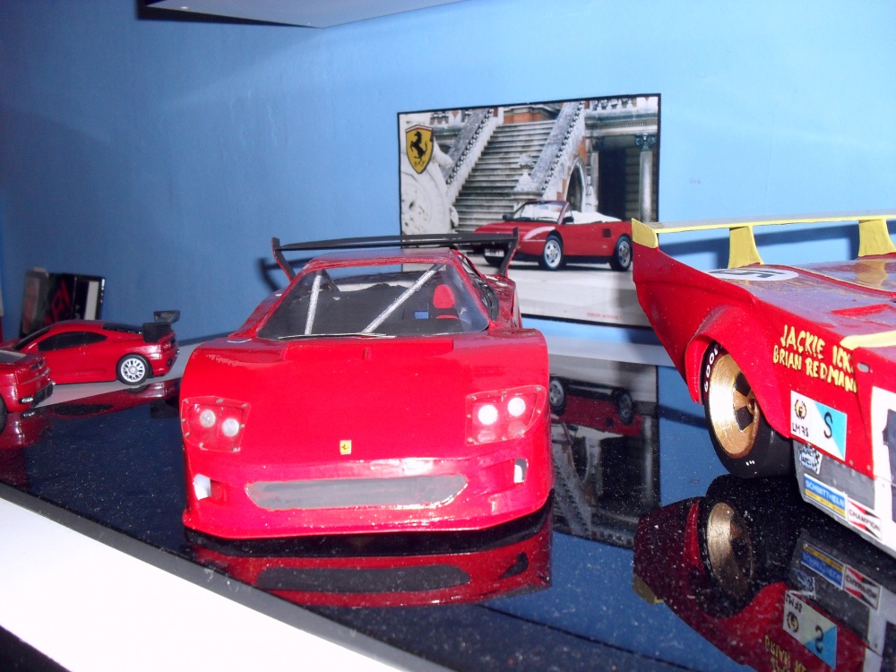 Ferrari F 40 GT Le Mans 1996 (Plná velikost v novém okně) Ferrari F 40 GT Le Mans 1996
