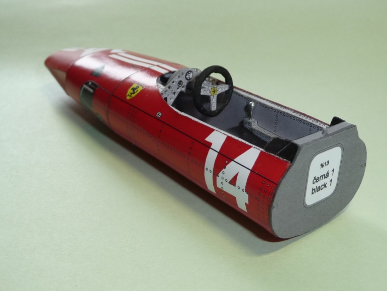 Ferrari 1512 (Plná velikost v novém okně) Ferrari 1512