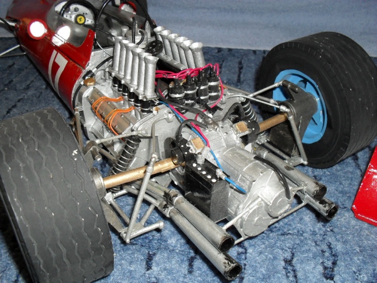Ferrari 1512 Monako 1965 (Plná velikost v novém okně) Ferrari 1512 Monako 1965