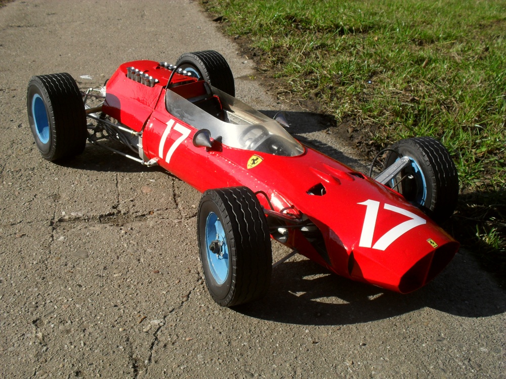 Ferrari 1512 Monako 1965 (Plná velikost v novém okně) Ferrari 1512 Monako 1965