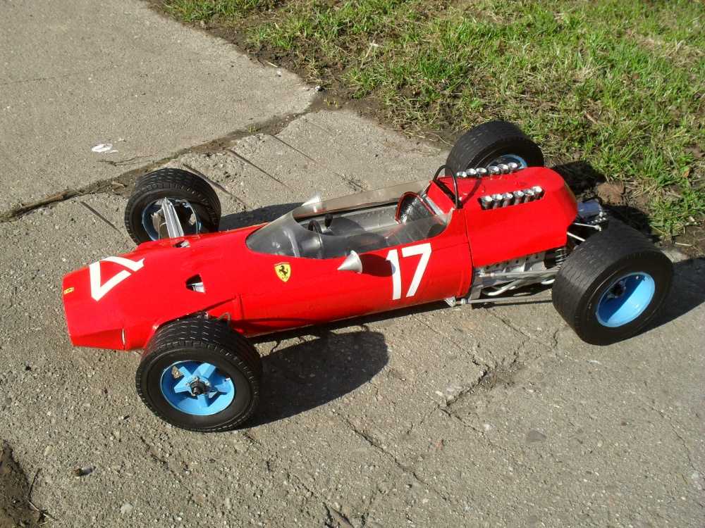 Ferrari 1512 Monako 1965 (Plná velikost v novém okně) Ferrari 1512 Monako 1965